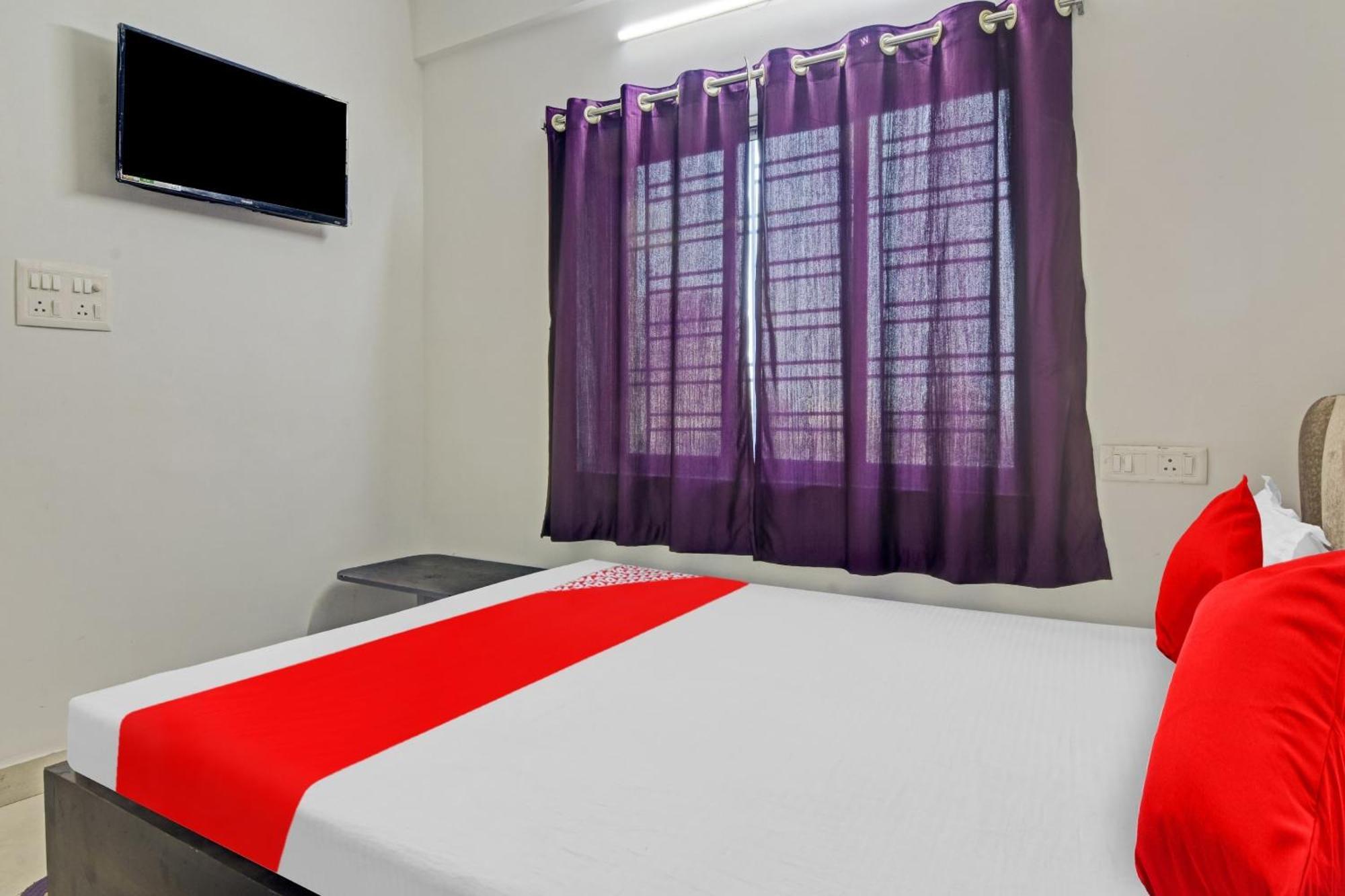 O Royal Residency Hotel 3*